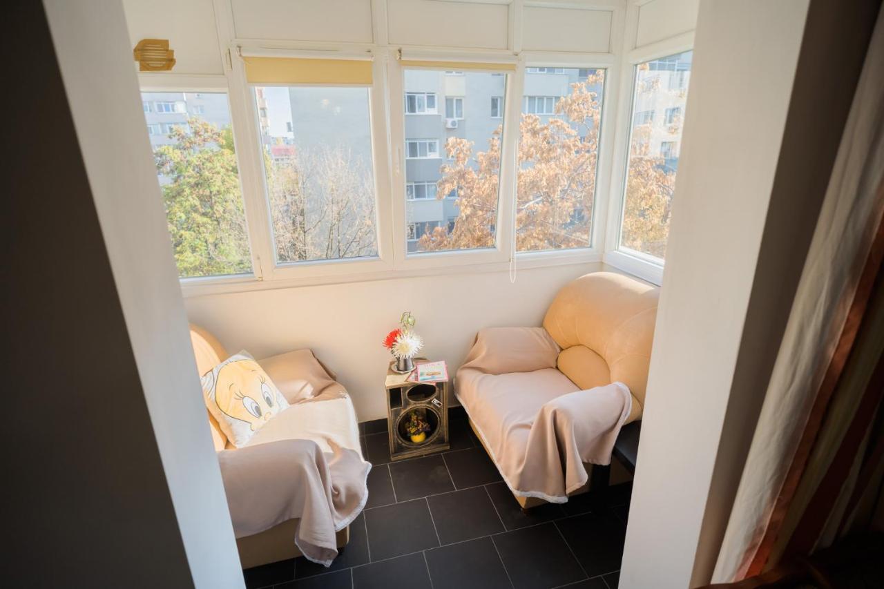 Rustic & Spacious 3Br Apartment Bucharest Exterior photo
